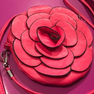 🌈Free with purchase 💕Spring Blossom Bag